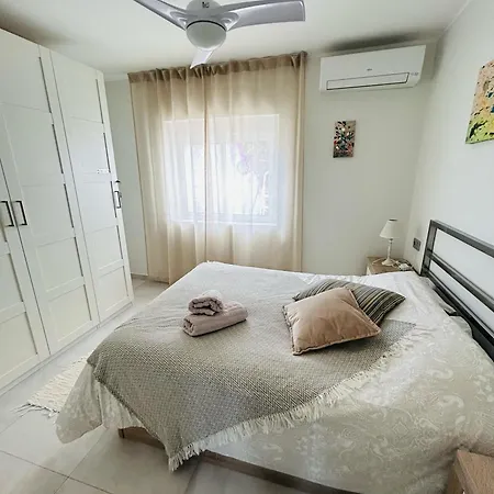 New Luxury Tuulia With Private Pool And Parking Villa